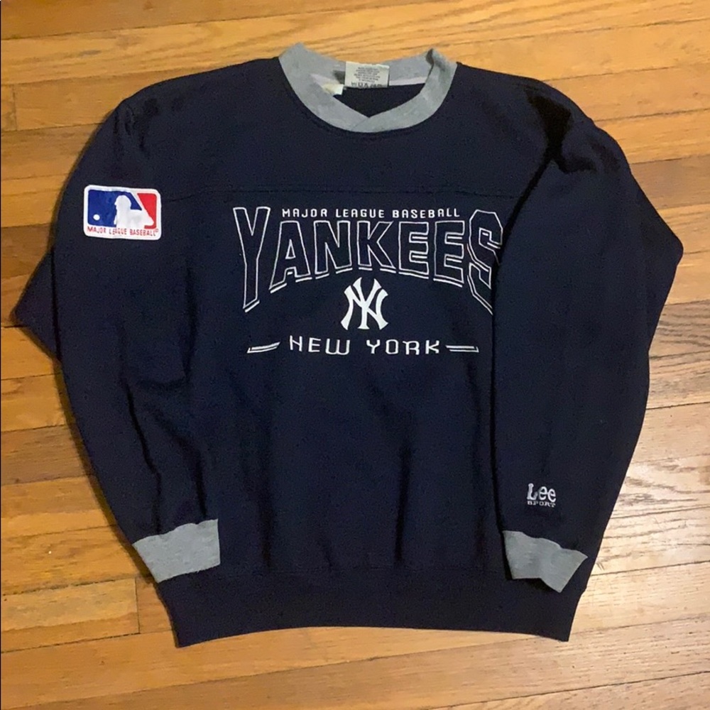 Blue Lee Sports Yankees sweatshirt